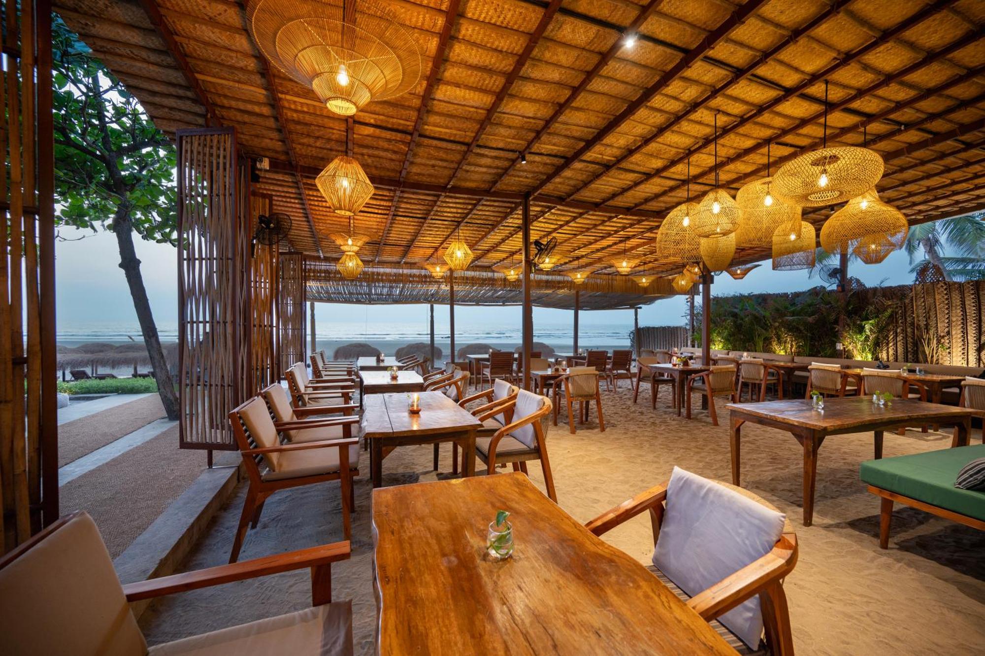 Palma Beach Resort Mandrem Exterior photo