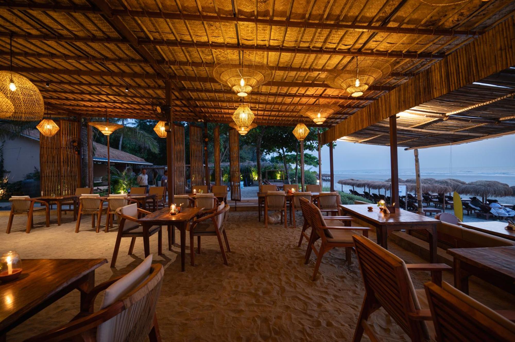 Palma Beach Resort Mandrem Exterior photo